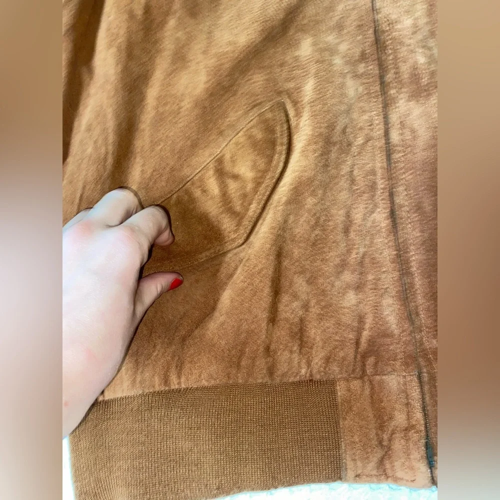 Seude Leather Bomber Jacket - Picture 8 of 13